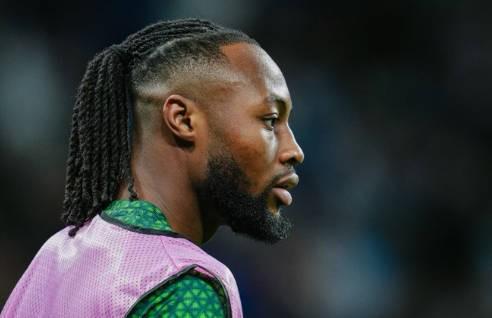 360直播-参加非职业+英格兰4个级别联赛+欧冠,塞门约为历史第二人