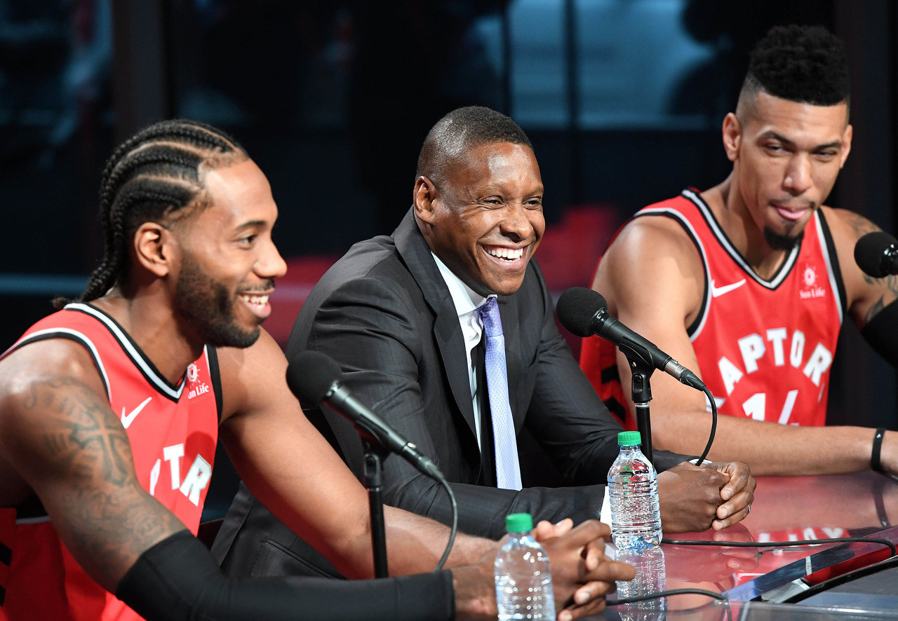 NBA直播-美记：乌杰里与联盟中几位球员的关系都特别好 包括字母和小卡